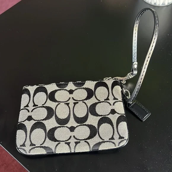 Coach black and grey wristlet - Picture 2 of 3